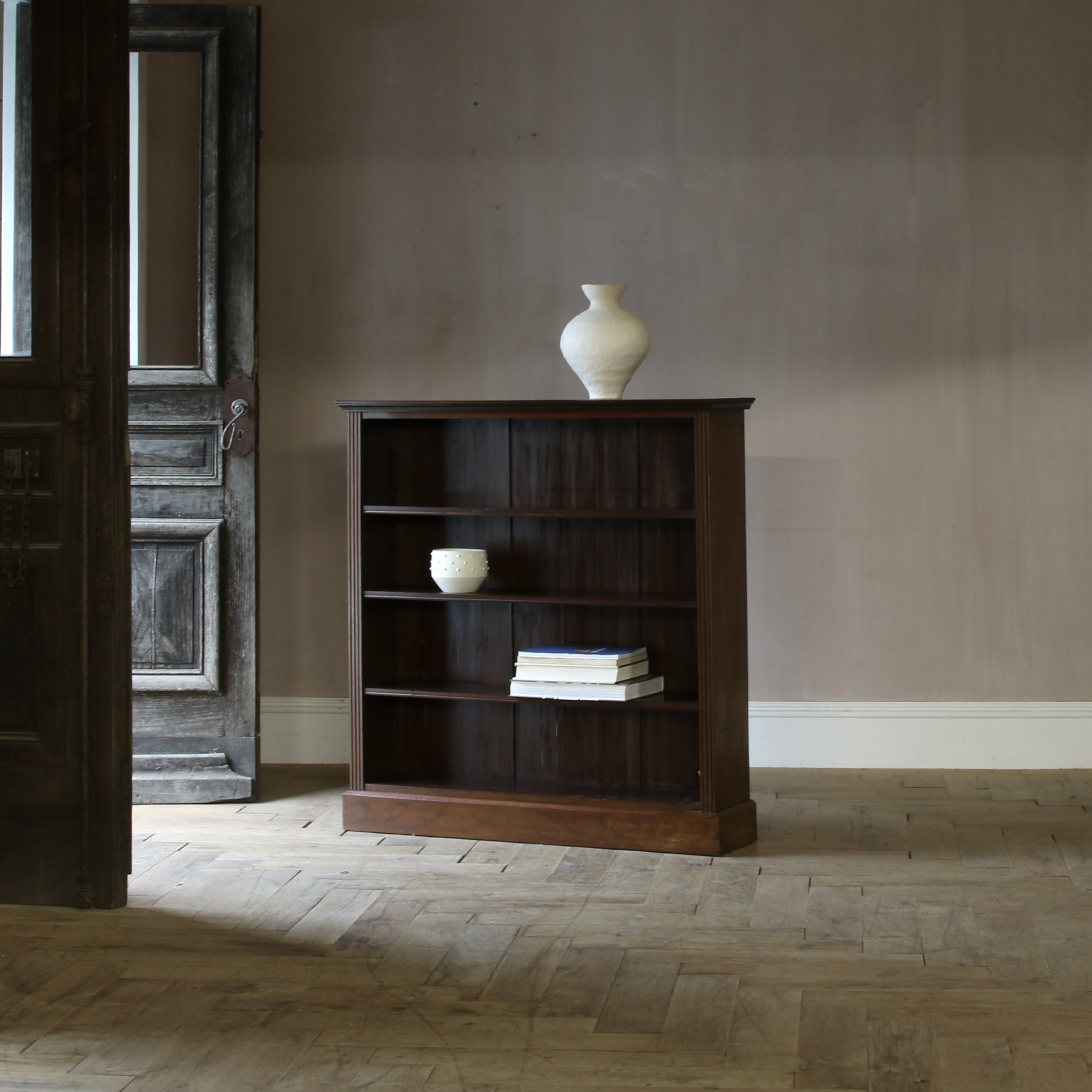 151-16 - Georgian Bookcase